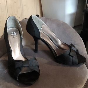 Massimo Black Heels size 7.5 gently used